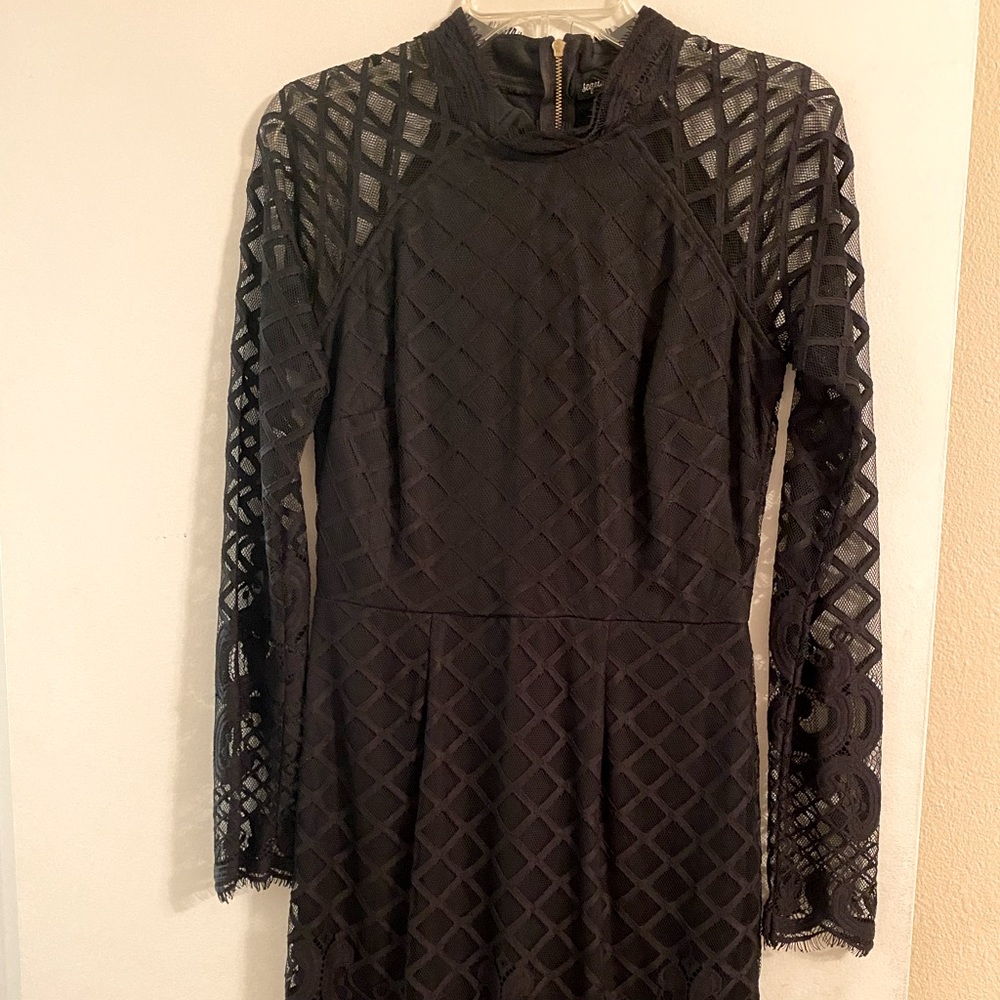 🥂 Black Lace Cocktail Dress